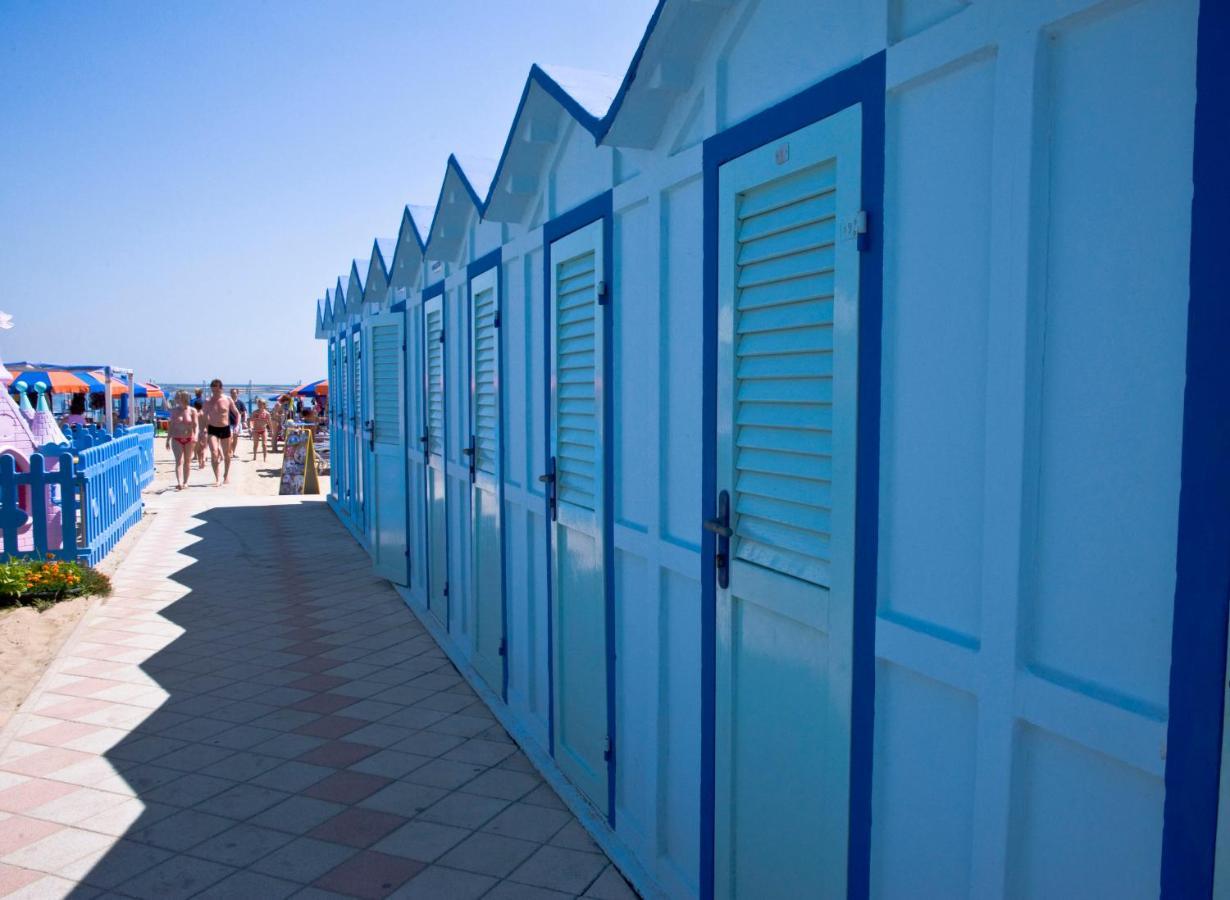 Hotel Maris Stella Riccione Buitenkant foto